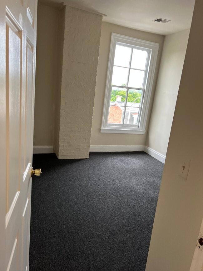 11 S 2nd St, Unit #10