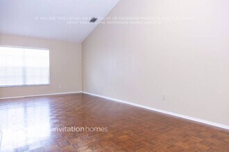 7314 Royal Crescent Ct in Port Richey, FL - Foto de edificio - Building Photo