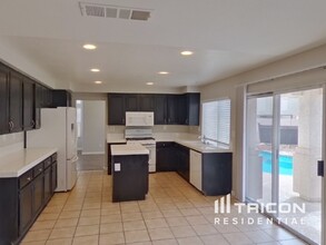 1841 Ginger Blossom Ave in North Las Vegas, NV - Building Photo - Building Photo
