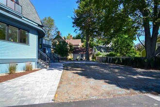 102 Front St in Exeter, NH - Building Photo - Building Photo