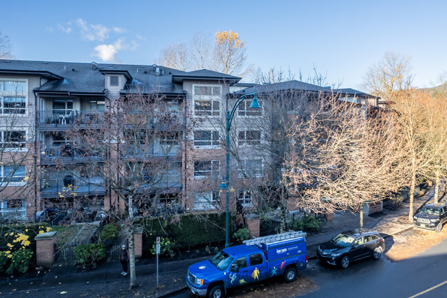 Boardwalk in Port Moody, BC - Building Photo - Building Photo