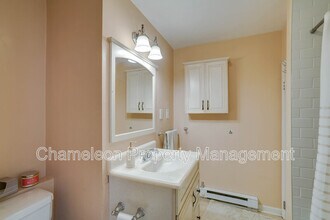 929 N 6th St in Philadelphia, PA - Building Photo - Building Photo