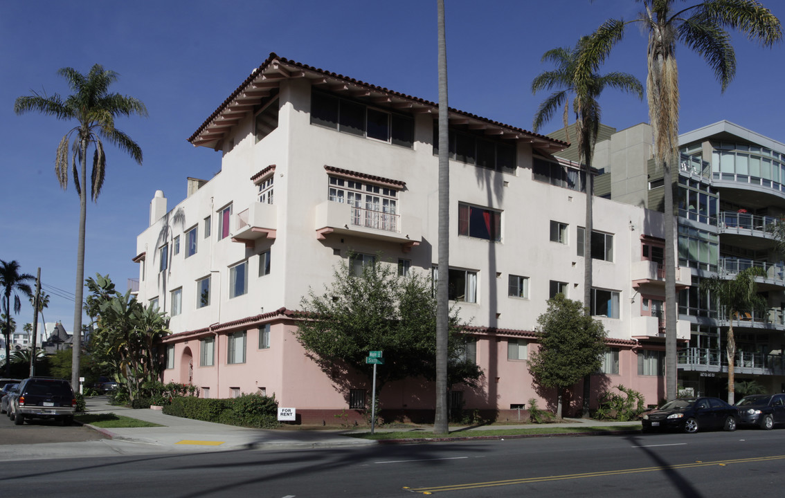 The Palomar Apartments in San Diego, CA - Building Photo