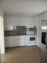 105 W Ave A in Lampasas, TX - Building Photo - Building Photo