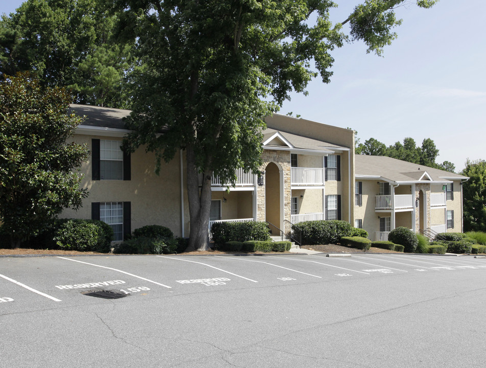 Vinings View Condos in Atlanta, GA - Foto de edificio