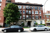 4214 UNION St in Flushing, NY - Foto de edificio - Building Photo