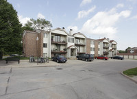 Central Park Apartments in Lincoln, NE - Foto de edificio - Building Photo