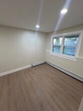 88 Garfield Ave-Unit -1 in Jersey City, NJ - Building Photo - Building Photo