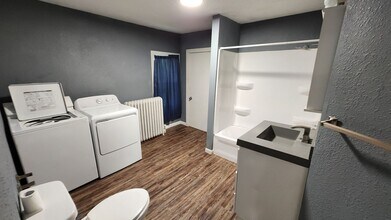1308 5th Ave S-Unit -1310 in La crosse, WI - Building Photo - Building Photo