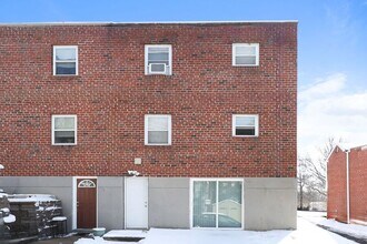 419 W Jefferson St in Media, PA - Building Photo - Building Photo