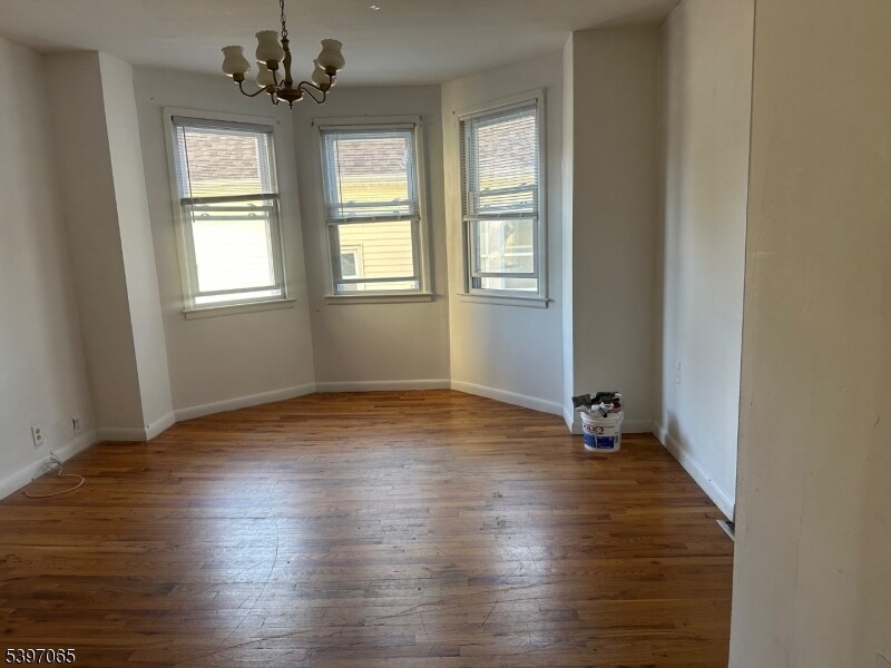 131 Sayre St in Elizabeth, NJ - Building Photo