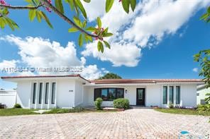 4700 McKinley St in Hollywood, FL - Building Photo