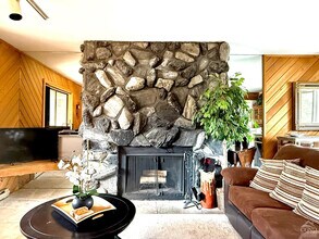 142 Hunter Dr in Hunter, NY - Building Photo - Building Photo
