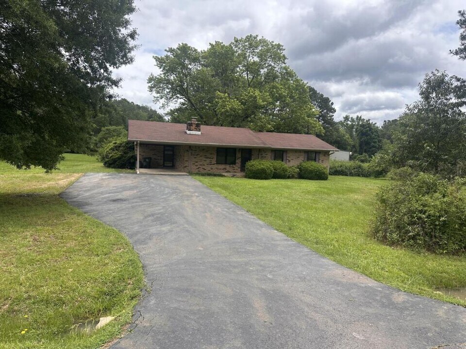 111 Chad St in Hot Springs, AR - Building Photo
