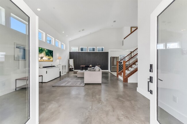 property at 1813 Crockett St