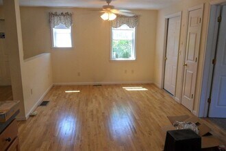 65 Main St in Hopkinton, MA - Building Photo - Building Photo