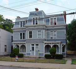 1726-1728 Queen City Ave in Cincinnati, OH - Building Photo - Building Photo