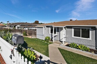 1905 Coolidge St in San Diego, CA - Foto de edificio - Building Photo