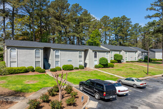 Windward Forest in Lithonia, GA - Building Photo - Building Photo