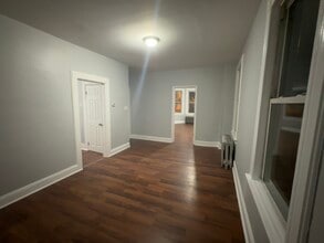 18 Atlantic St, Unit 2 in Elizabeth, NJ - Building Photo - Building Photo