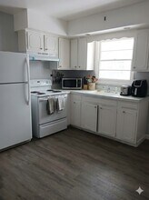 1017 Irving Ave in Rockford, IL - Building Photo - Building Photo