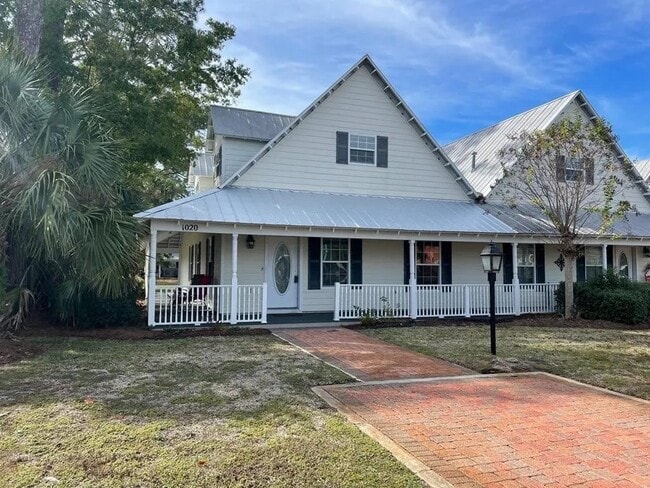 property at 1020 Long Ave