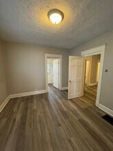 943 W 34th St in Indianapolis, IN - Building Photo - Building Photo