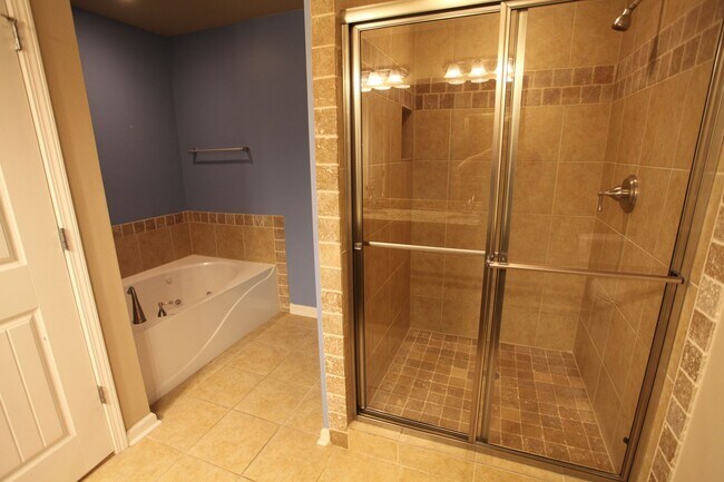 821 Addison Court in Auburn, AL - Building Photo - Building Photo