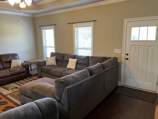 62 Mulder Cove Ln in Wetumpka, AL - Building Photo - Building Photo