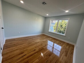 436 Grier Ave in Elizabeth, NJ - Foto de edificio - Building Photo