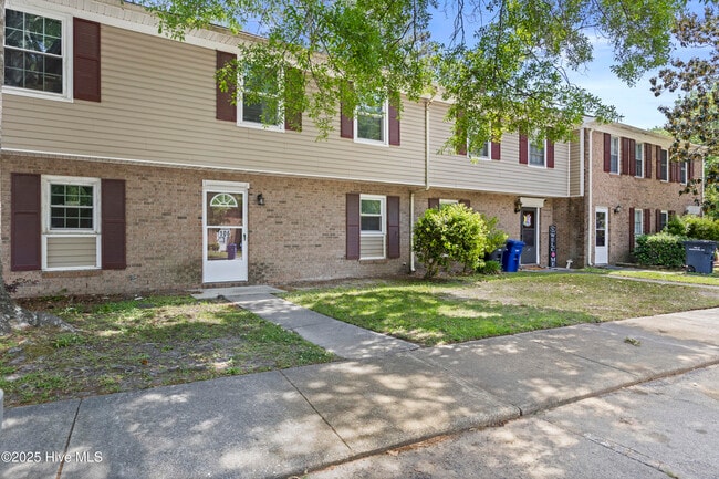 106 King George Ct in Jacksonville, NC - Building Photo - Building Photo