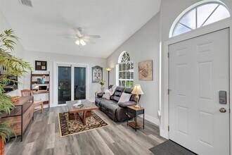 309 San Gabriel St in Winter Springs, FL - Building Photo - Building Photo