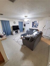 827 Pasler St in College Station, TX - Building Photo - Building Photo