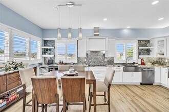 311 N Surf Rd in Hollywood, FL - Building Photo - Building Photo