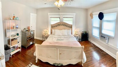 532 Cortlandt St in Houston, TX - Building Photo - Building Photo