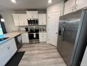 1949 Justice Cir in Gulf Breeze, FL - Building Photo - Building Photo