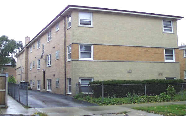 4332 N Kedvale in Chicago, IL - Building Photo