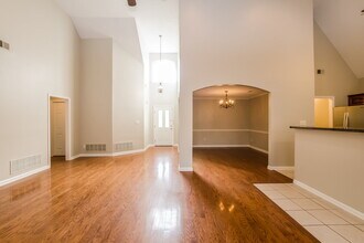 5078 Mabry Ln in Arlington, TN - Foto de edificio - Building Photo