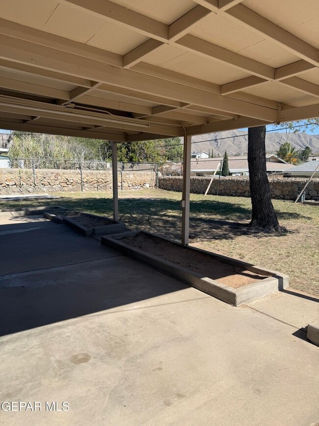 5924 Cabrillo Dr in El Paso, TX - Building Photo - Building Photo