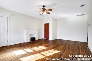 255 Natalen Ave in San Antonio, TX - Building Photo - Building Photo