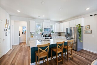 210 Winding River Dr in Johns Island, SC - Building Photo - Building Photo