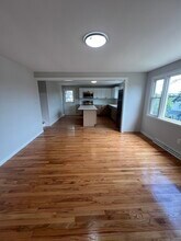 132 Hillside Ave in New Haven, CT - Foto de edificio - Building Photo