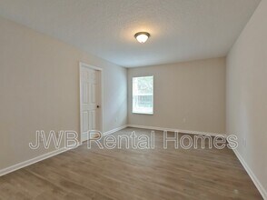 467 Malcross Ave in Jacksonville, FL - Building Photo - Building Photo