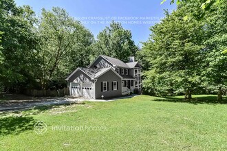5024 Logans Run in Loganville, GA - Foto de edificio - Building Photo