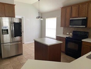 3701 Pine Needle Cir in Round Rock, TX - Building Photo - Building Photo