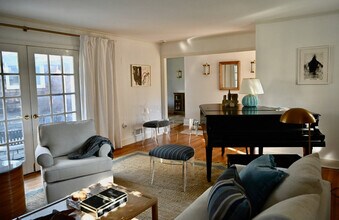 72 Davids Ln in East Hampton, NY - Building Photo - Building Photo