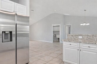 4317 NE 9th Pl in Cape Coral, FL - Building Photo - Building Photo