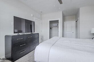 2361 Commerce Park Dr NE, Unit 1206 in Palm Bay, FL - Building Photo - Building Photo