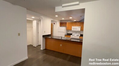 117 Park Dr in Boston, MA - Building Photo - Building Photo