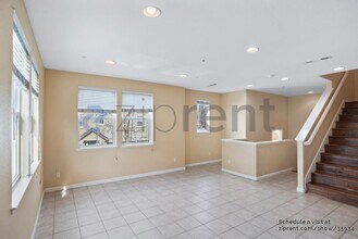 977 Kestral Way in San Jose, CA - Foto de edificio - Building Photo